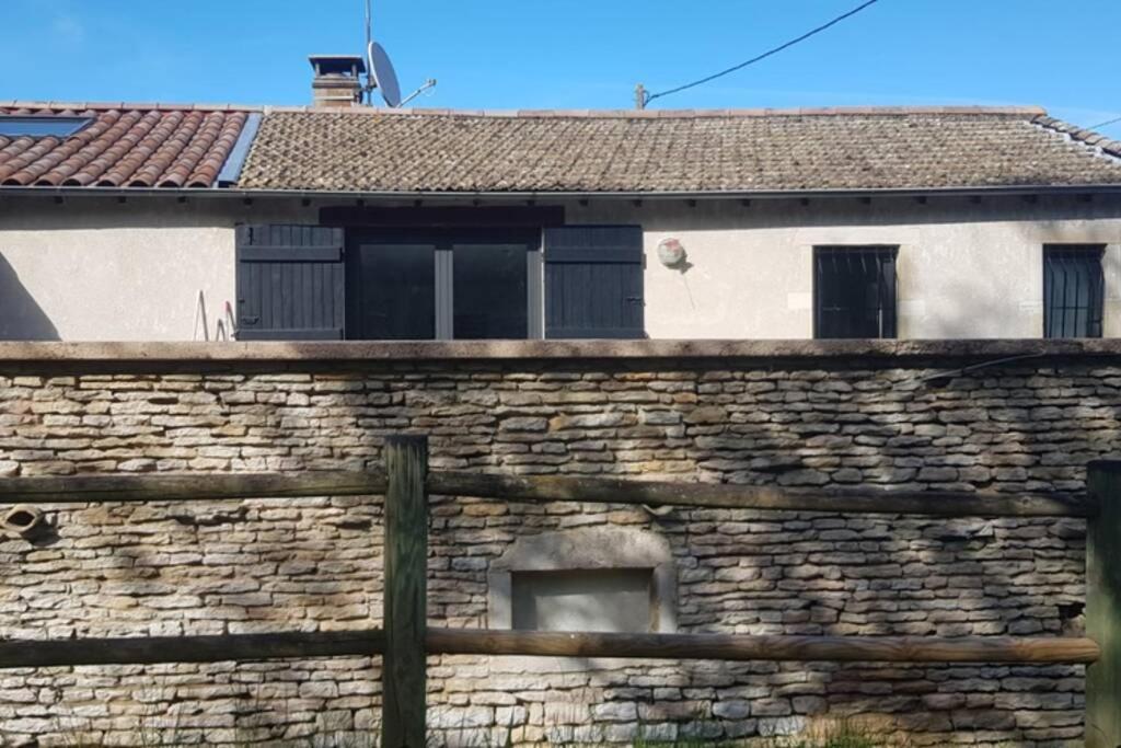 Maisonnette sur la Voie Verte à Berzé la Ville Berzé-la-Ville Exterior foto
